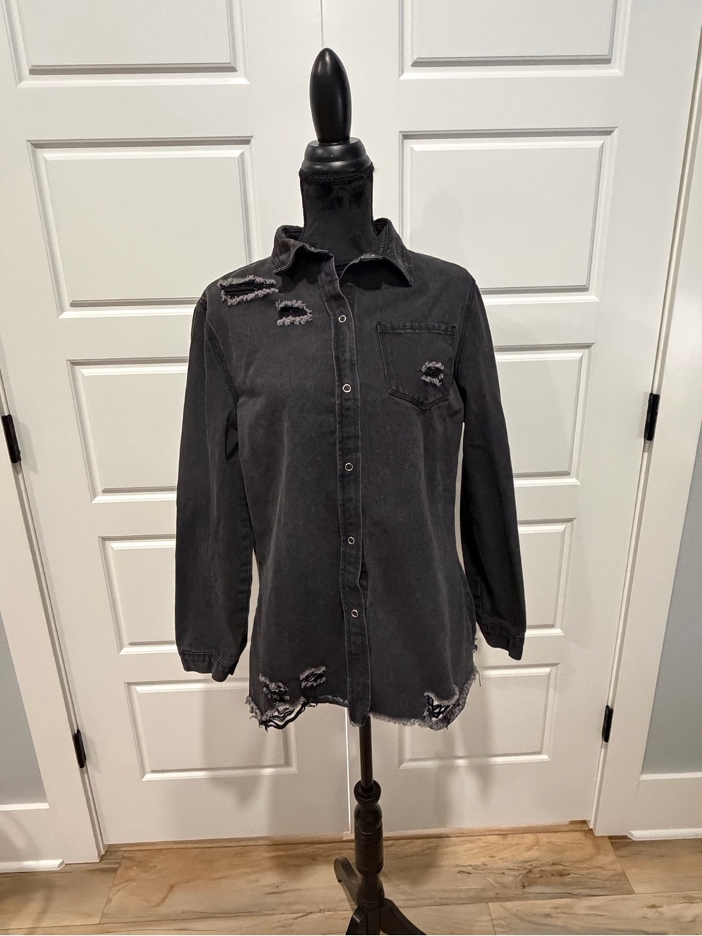 Women’s Distressed Button-Up denim Shirt - Black